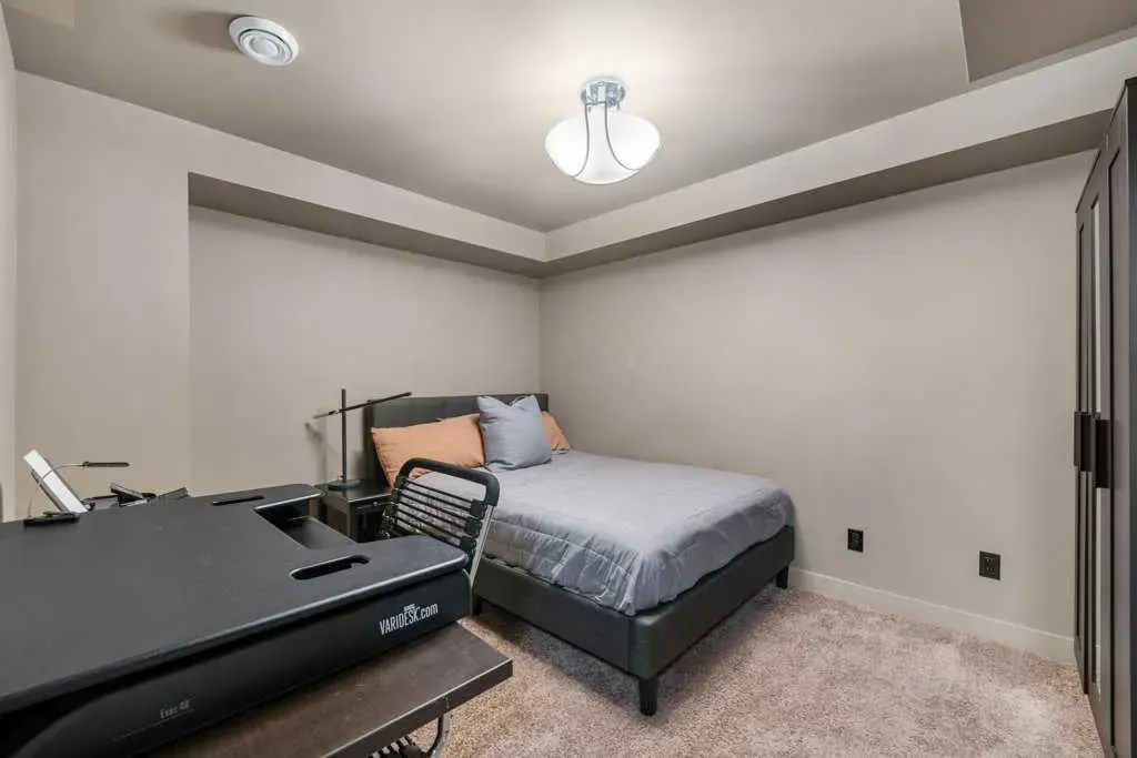 1926 36 Street SW, #2