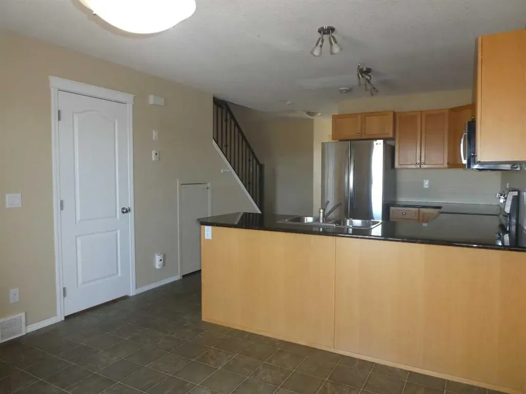 310 Sunrise Terrace NE