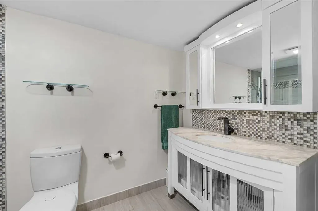1100 8 Avenue SW, #604