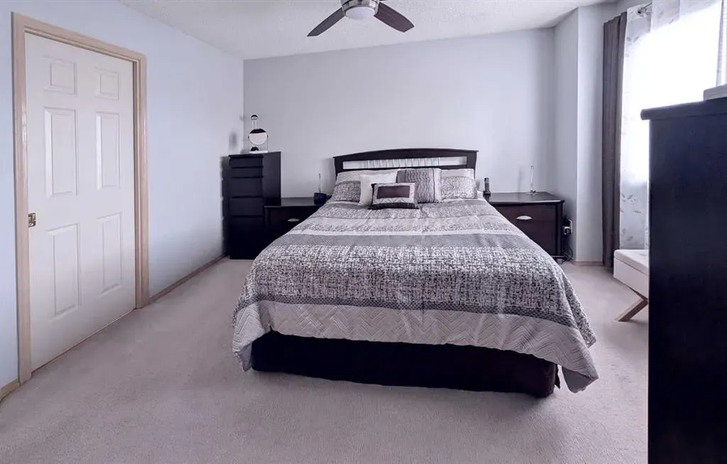 12 Shawbrooke Court SW