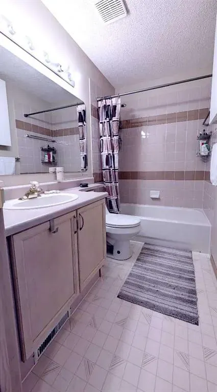 12 Shawbrooke Court SW