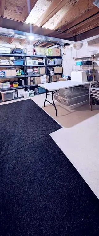 12 Shawbrooke Court SW