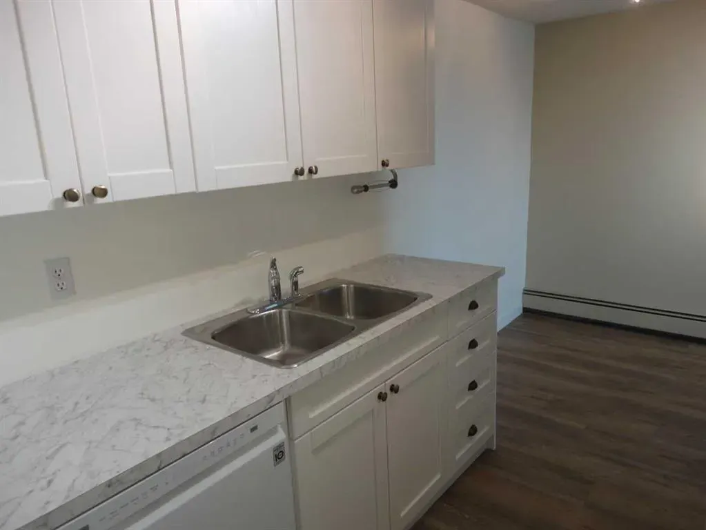 280 Banister Drive, #115