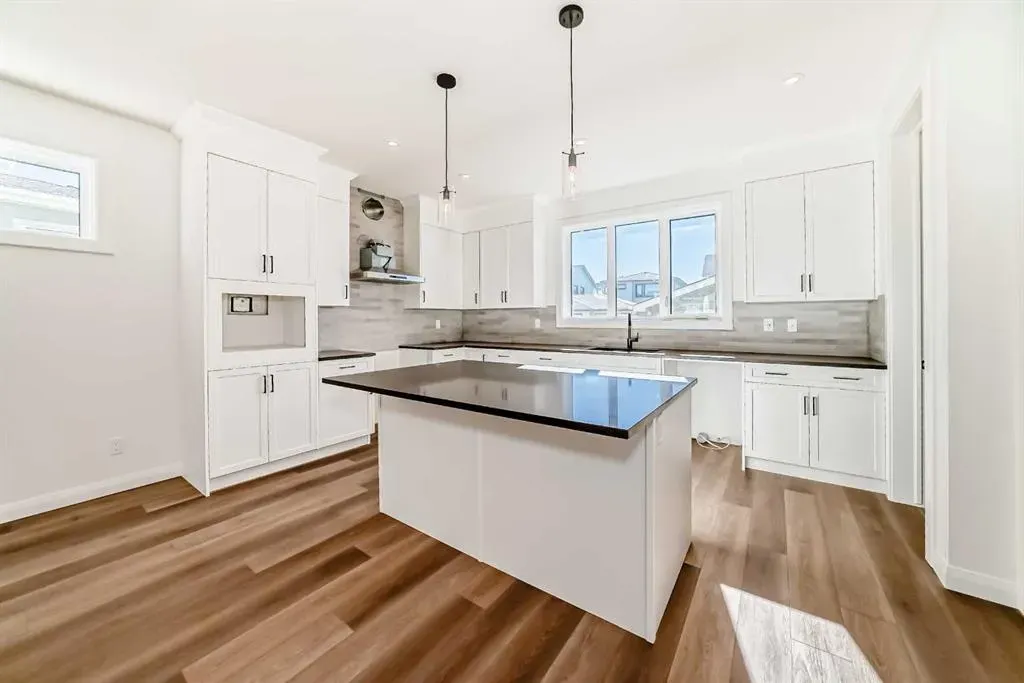 588 Grayling Bend