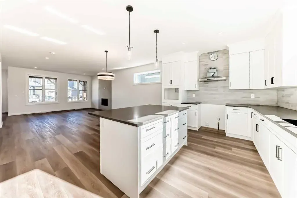 588 Grayling Bend