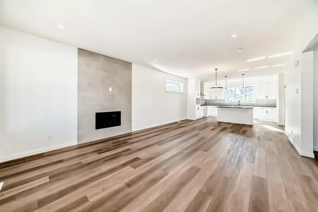588 Grayling Bend