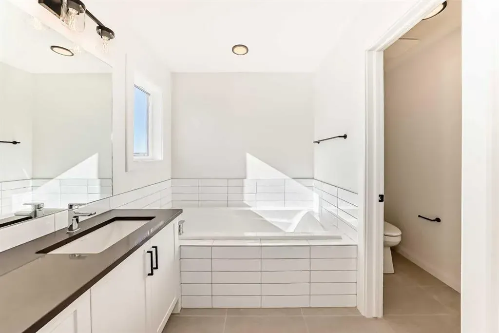 588 Grayling Bend