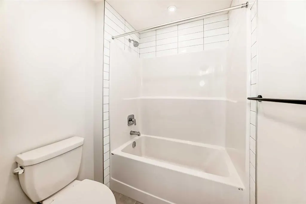 588 Grayling Bend