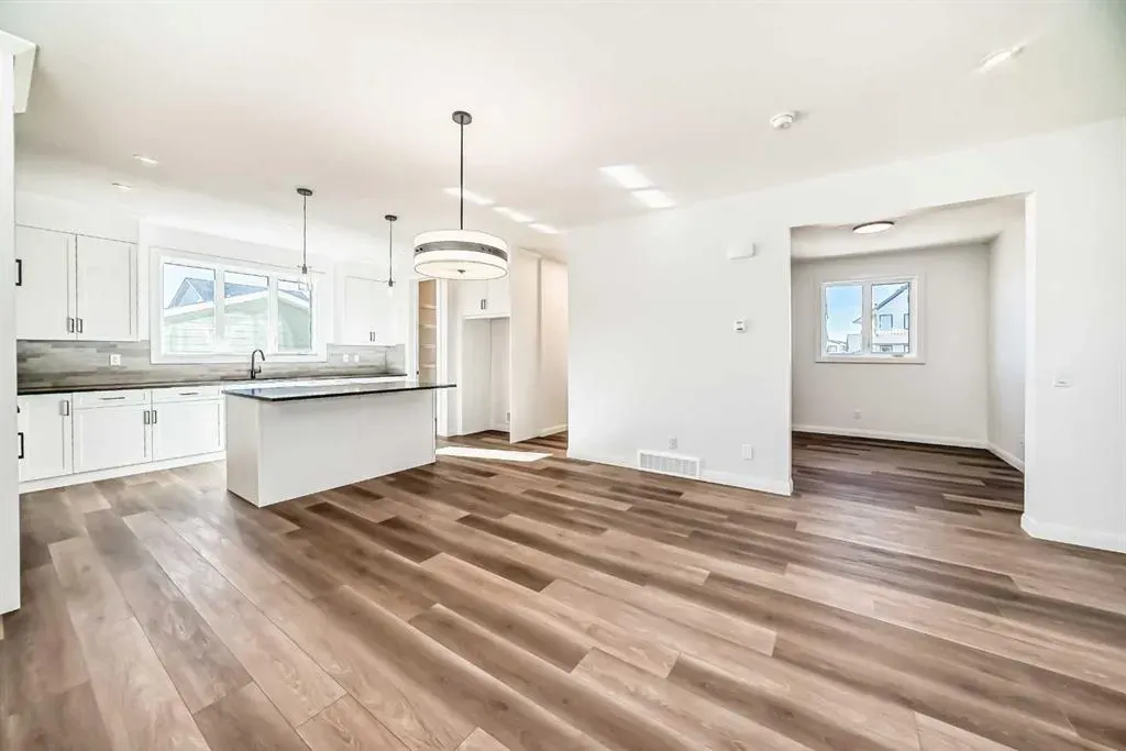 588 Grayling Bend