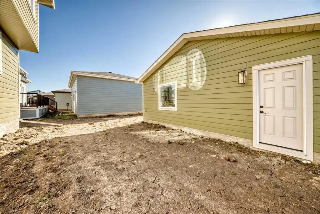588 Grayling Bend