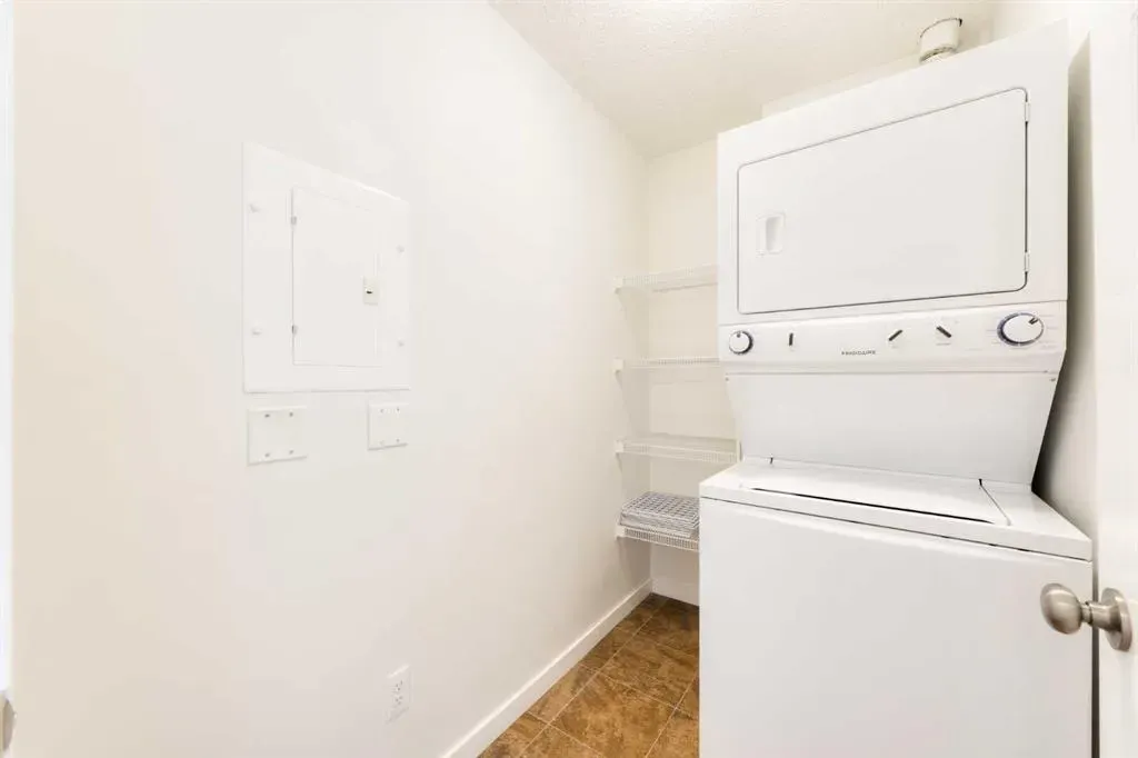 207 Sunset Drive, #111