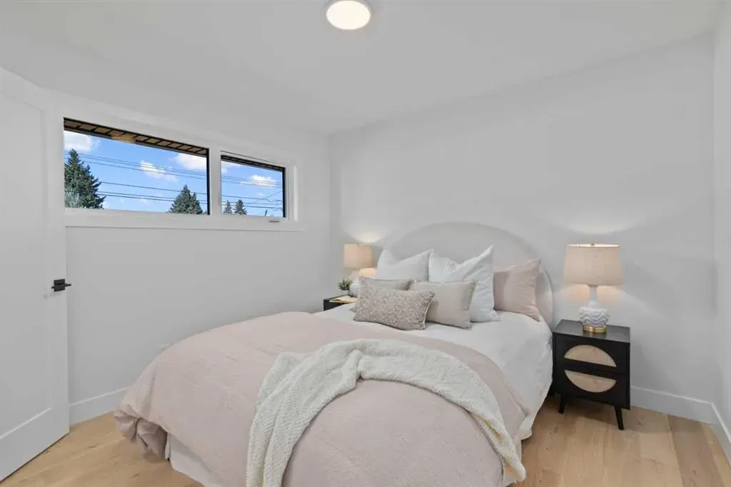 1275 Lake Sundance Crescent SE