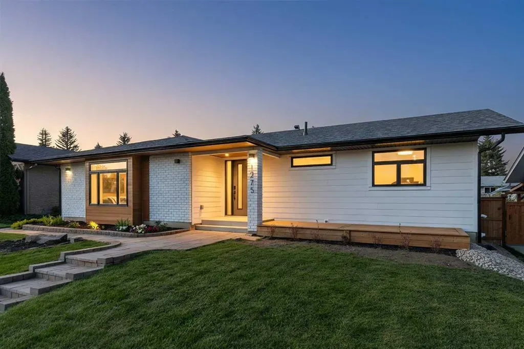 1275 Lake Sundance Crescent SE