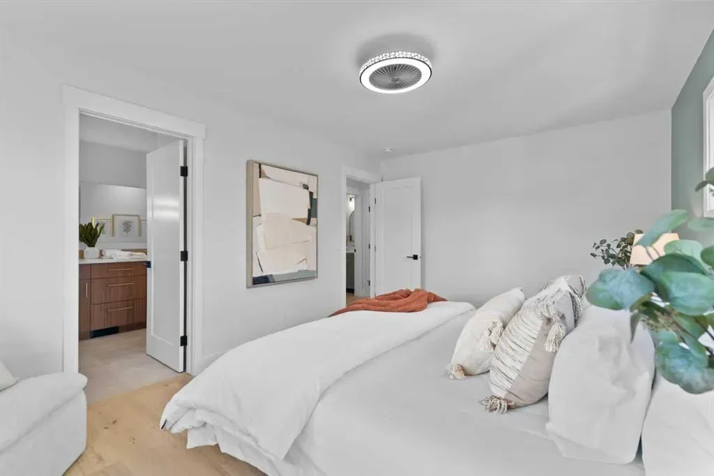 1275 Lake Sundance Crescent SE