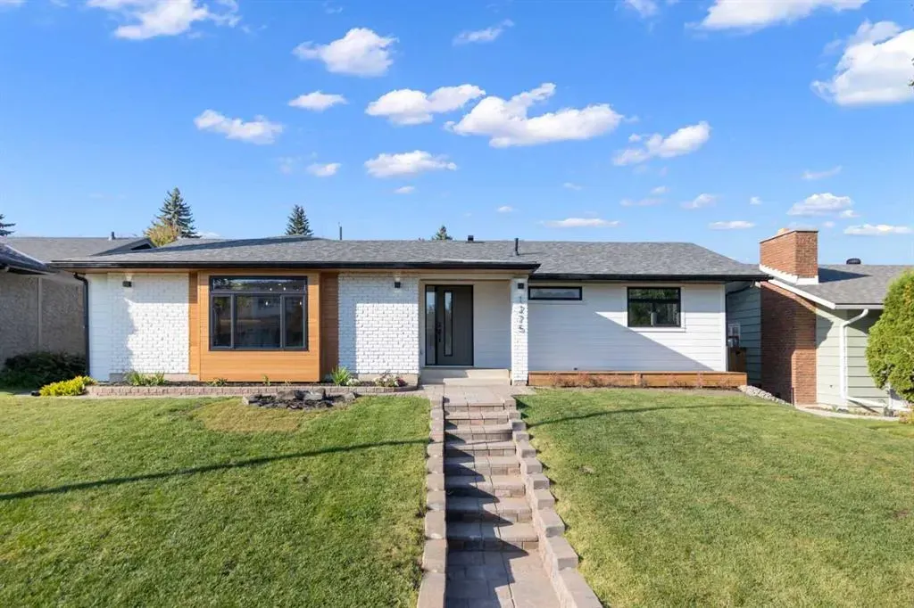 1275 Lake Sundance Crescent SE