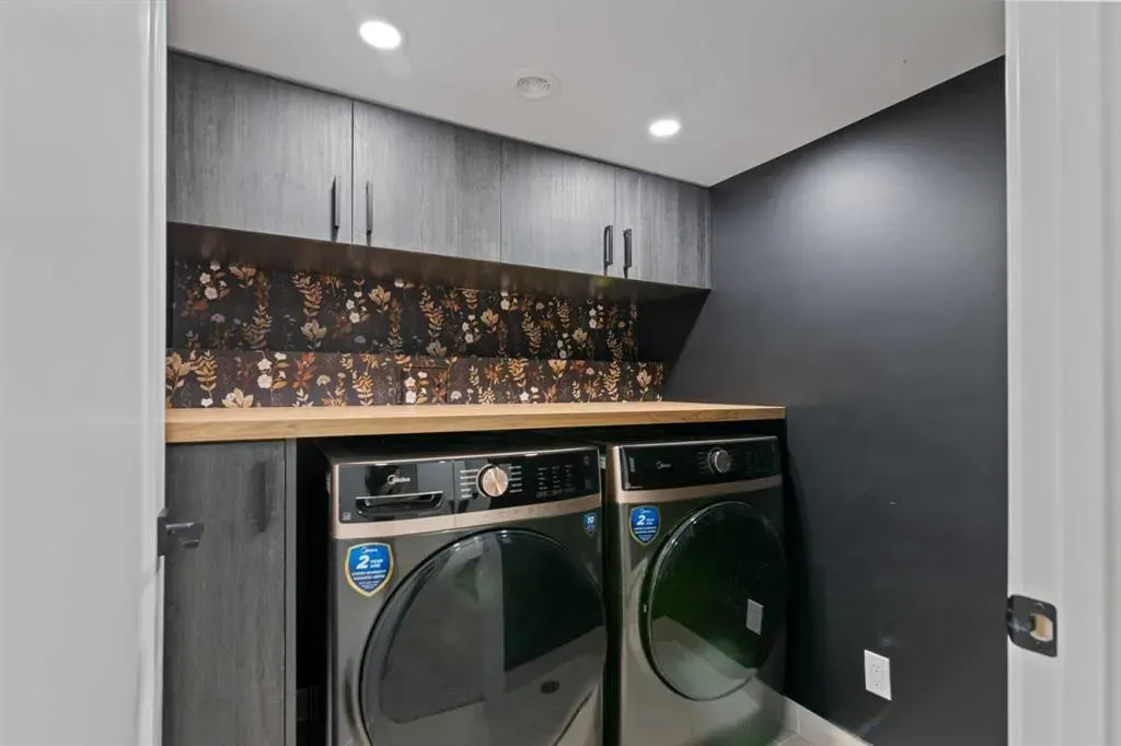 1275 Lake Sundance Crescent SE