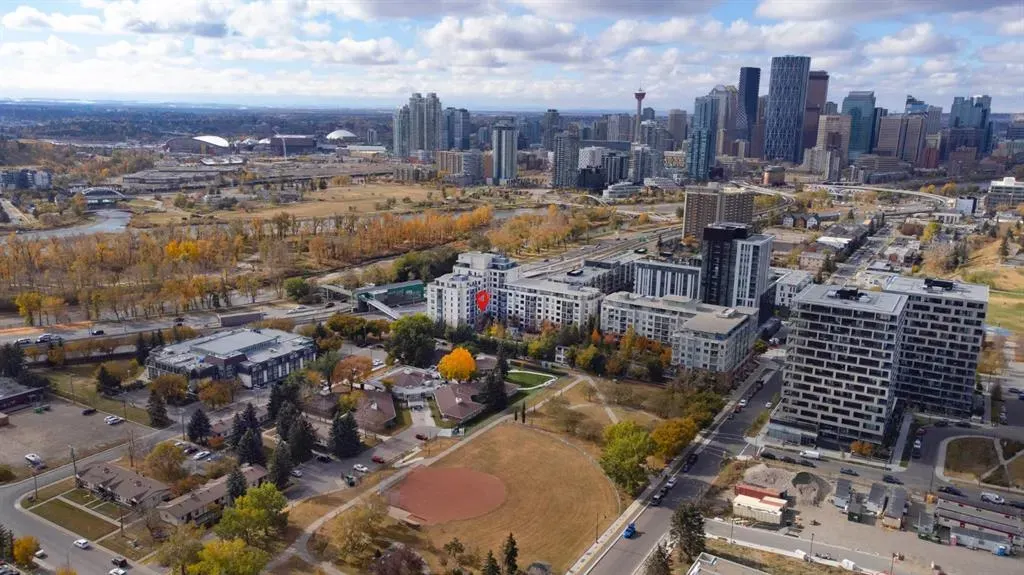 38 9 Street NE, #401