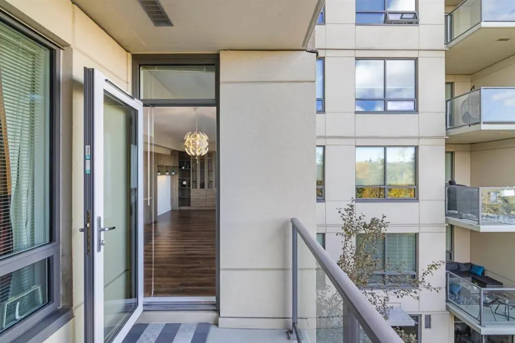 38 9 Street NE, #401