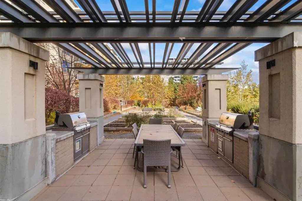 38 9 Street NE, #401