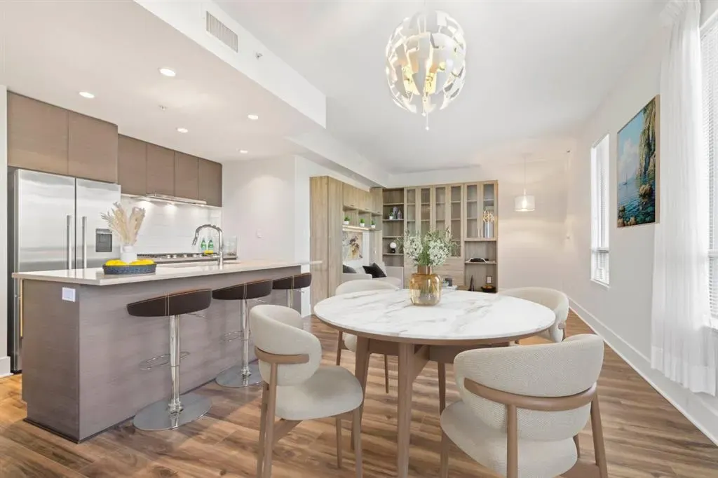 38 9 Street NE, #401