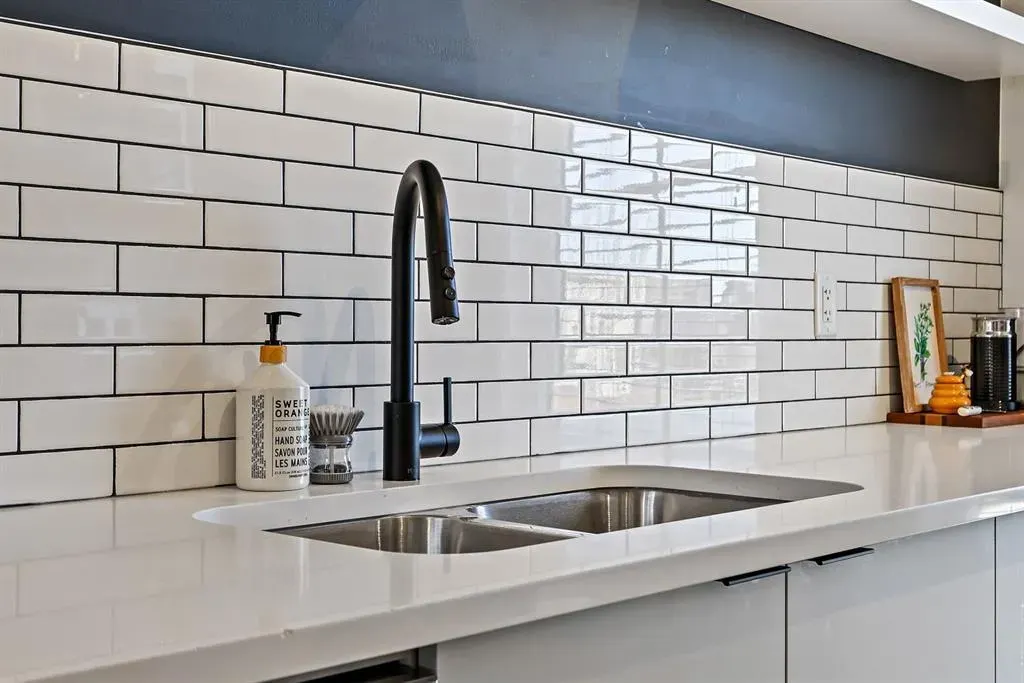 918 Walgrove Boulevard SE