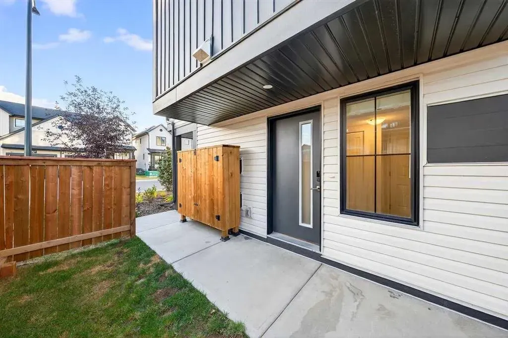 675 South Point Heath SW