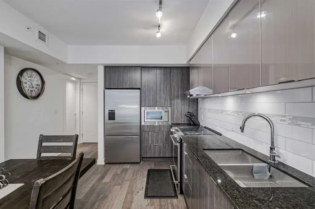 930 6 Avenue SW, #3303