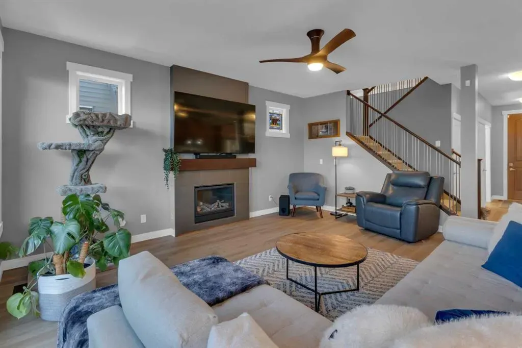 1288 Coopers Drive SW