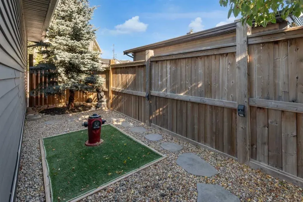 1288 Coopers Drive SW