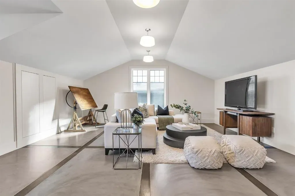 625 Britannia Drive SW