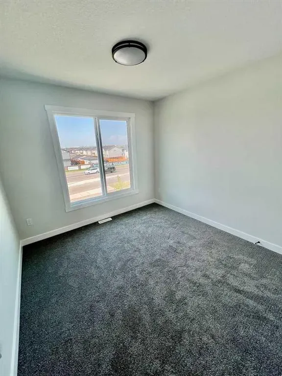 344 Corner Meadows Square NE