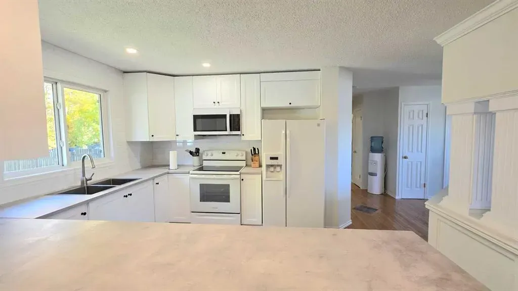 600 Hammond Drive