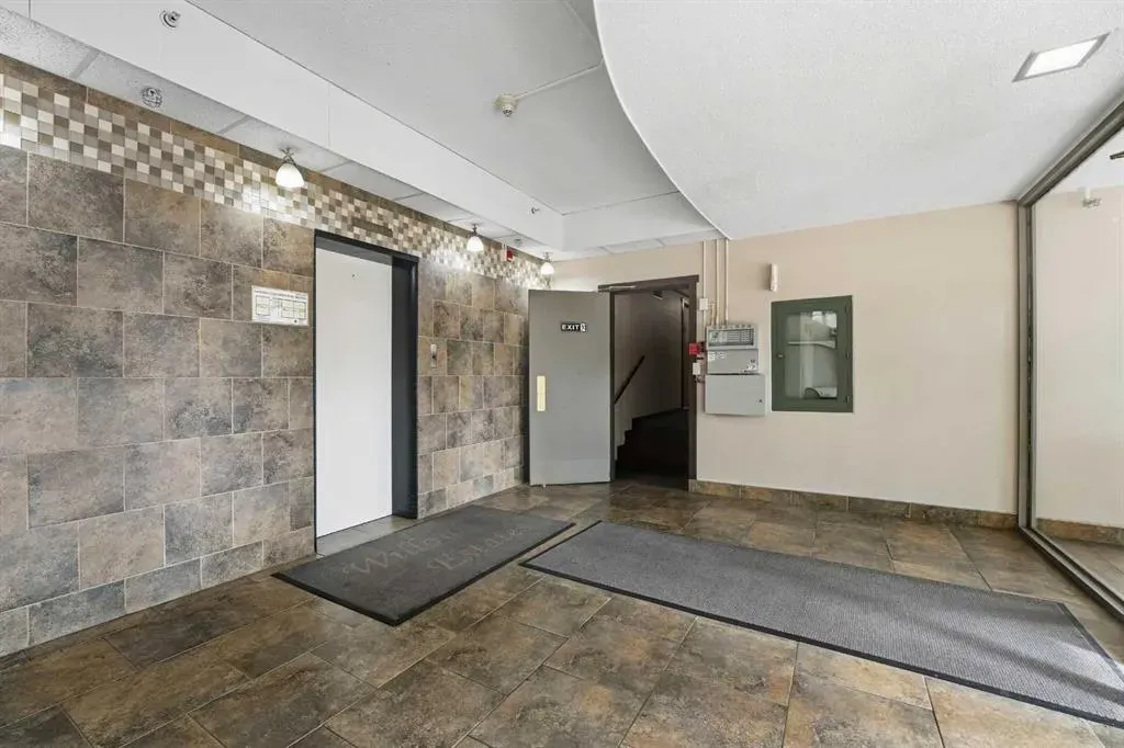 4700 55 Street, #306