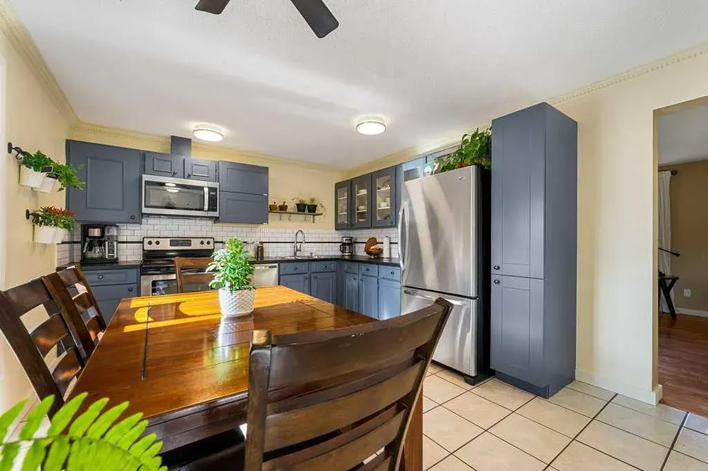 56 Shawmeadows Close SW