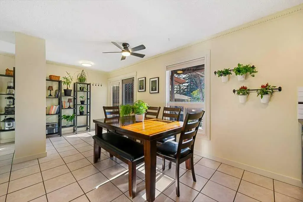 56 Shawmeadows Close SW