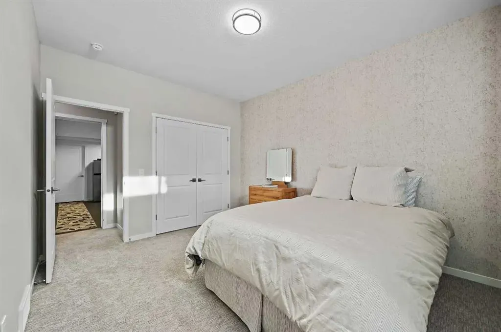 12 Cranbrook Mews SE