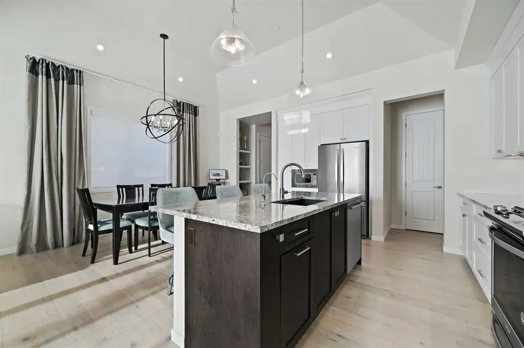 12 Cranbrook Mews SE