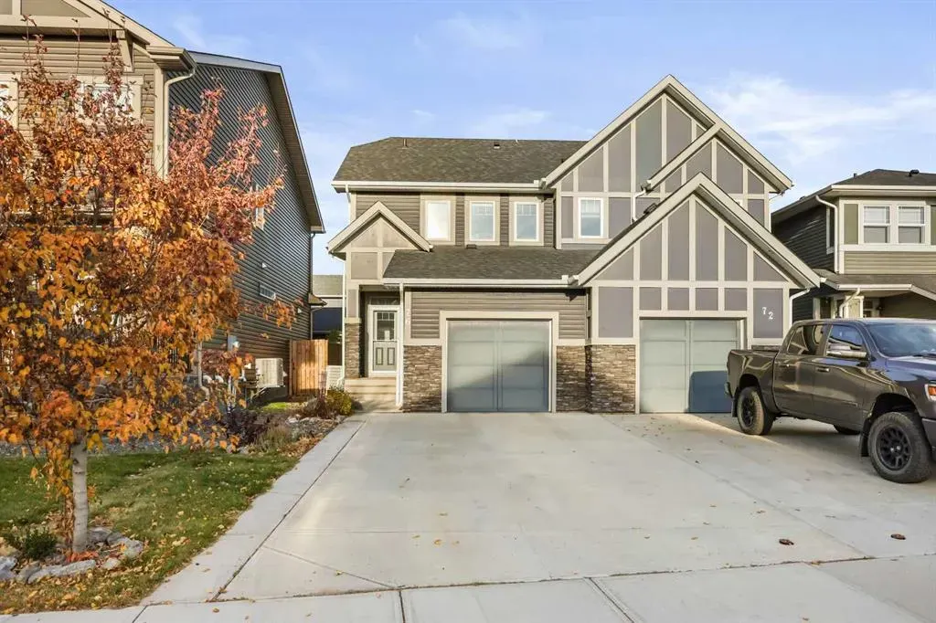 76 Legacy Glen Row SE