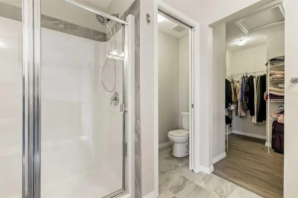 76 Legacy Glen Row SE