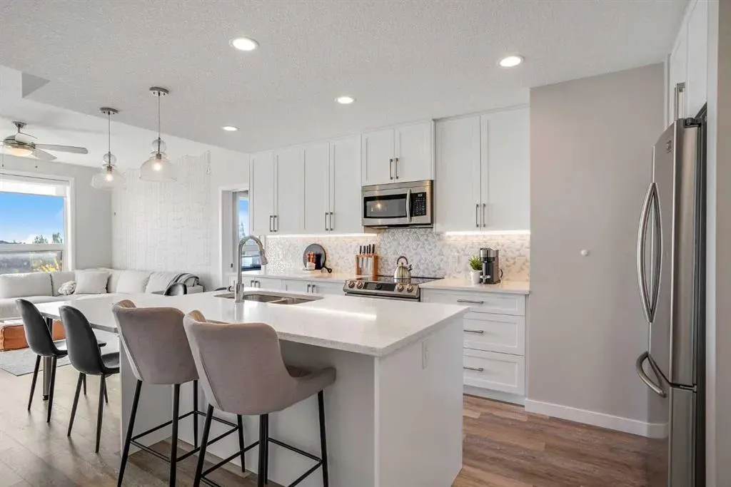 8530 8A Avenue SW, #318