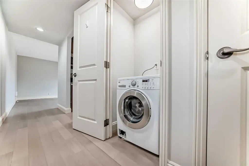 733 14 Avenue SW, #903