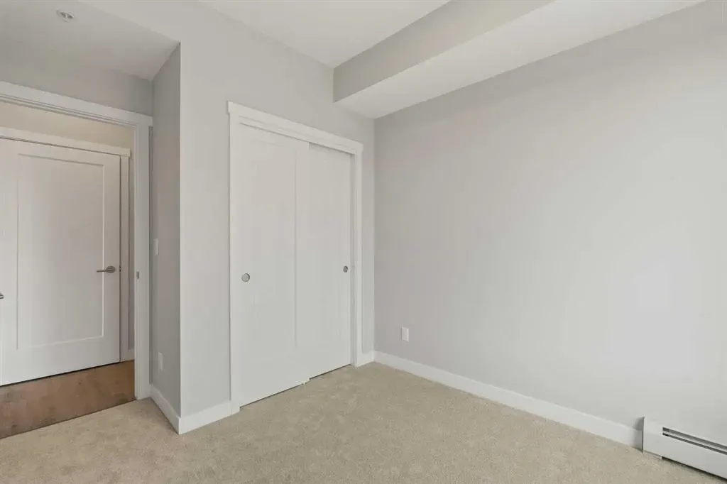 700 Shawnee Square SW, #203