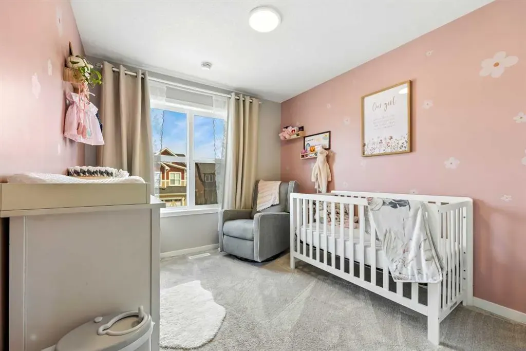 66 Magnolia Terrace SE