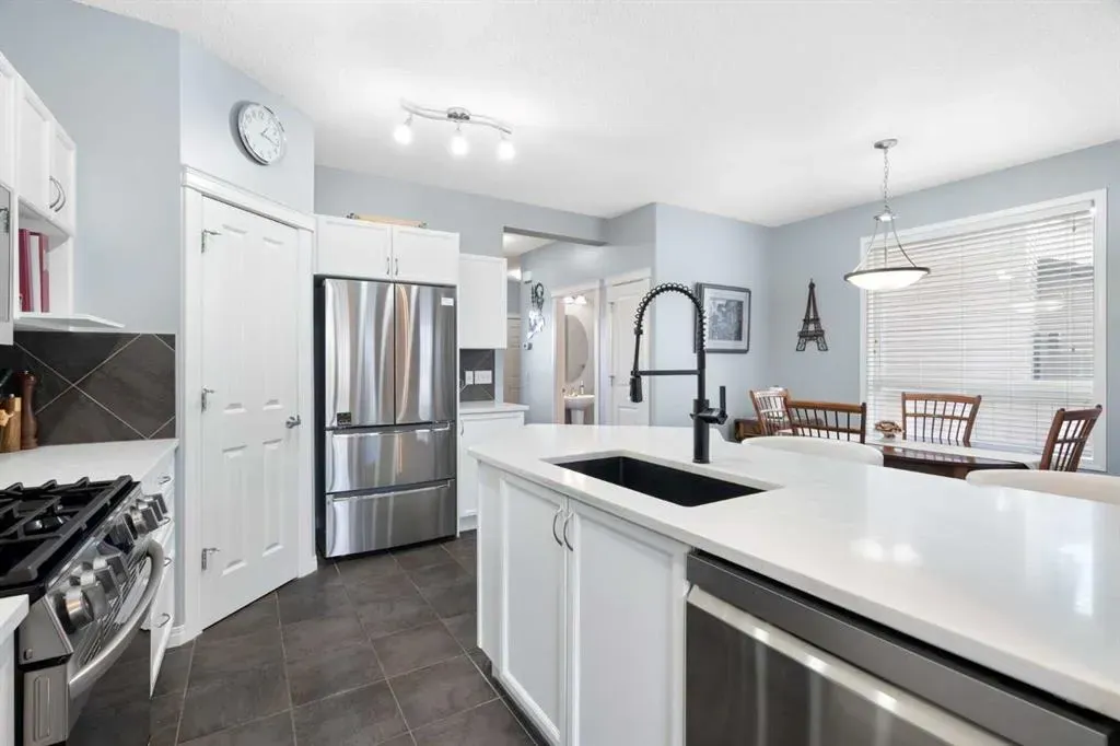 157 Morningside Gardens SW