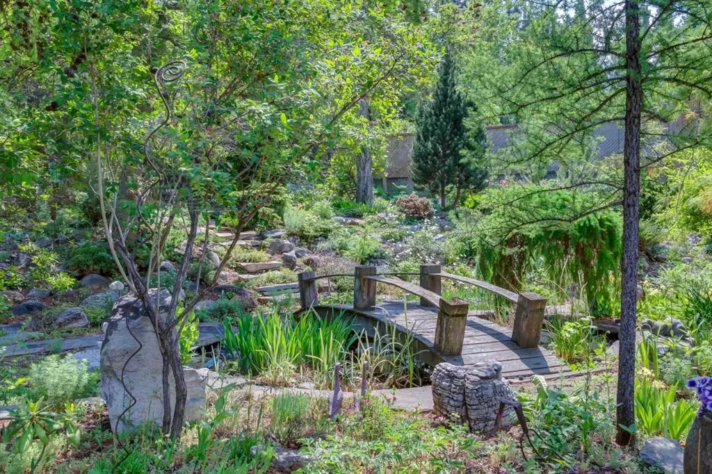 2209 Carleton Street SW