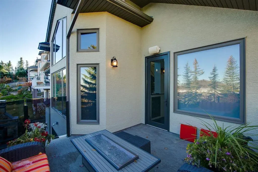 50 Signature Heights SW