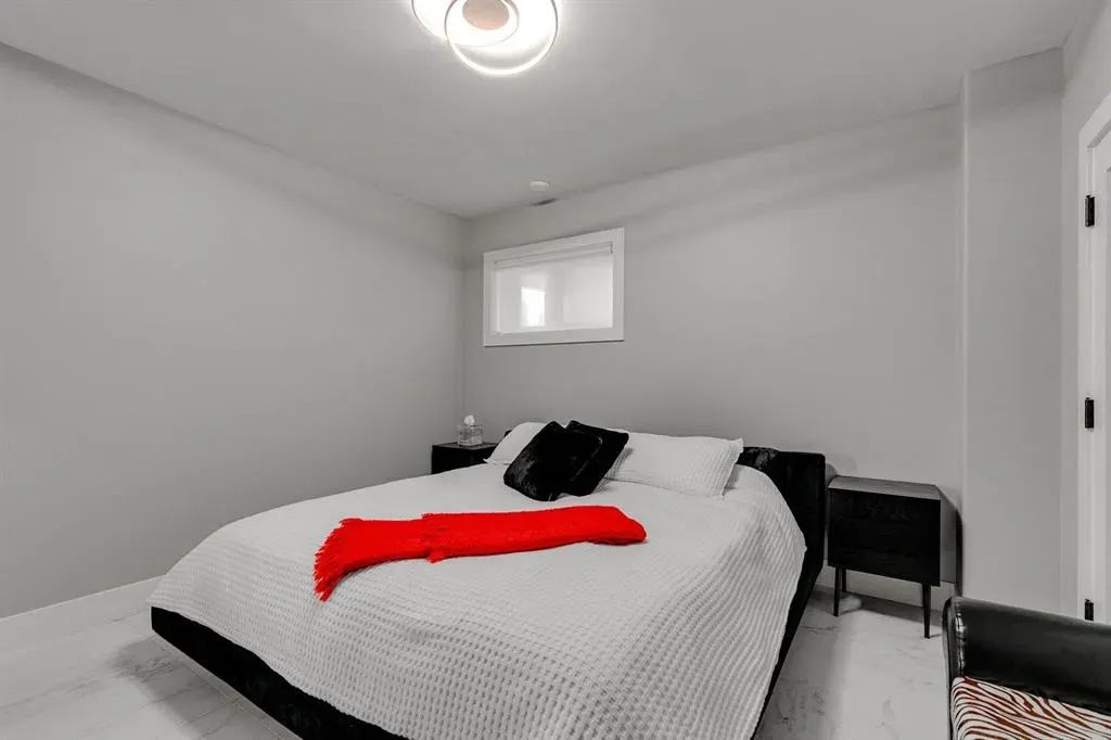 50 Signature Heights SW