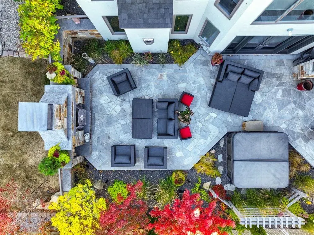 50 Signature Heights SW