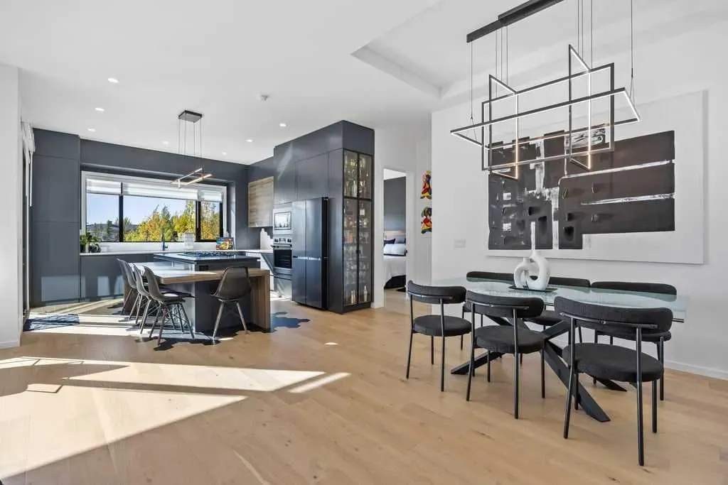 133 Glyde Park