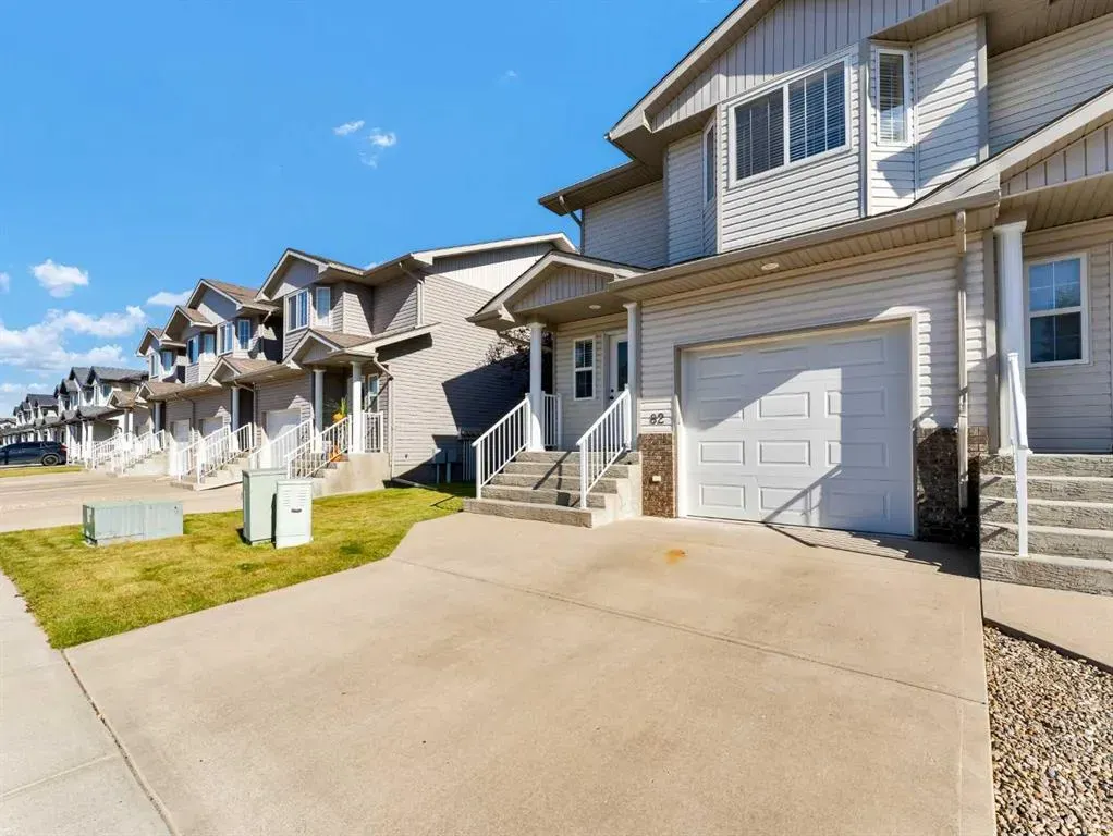 82 Saamis Meadows Lane SW